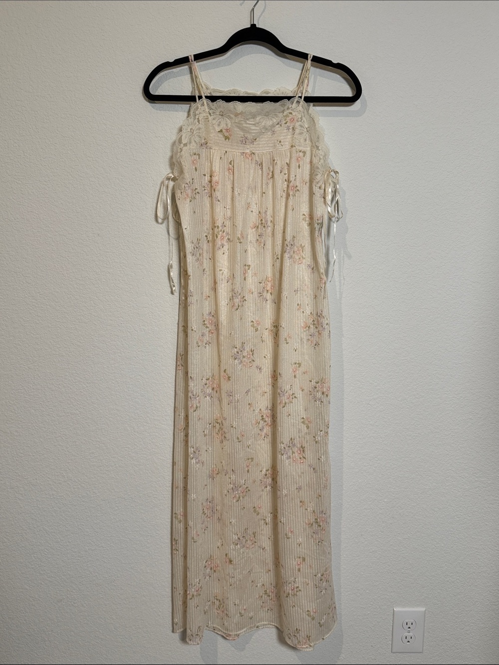 B by Barad & Co Women's Vintage Cottagecore Cream Floral Lace Trim Nightgown